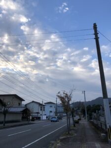 上野口方面を通って別府公園
